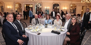 niluferden-dunyaya-baris-ve-kardeslik-mesajlari.jpg