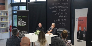 odullu-yazar-yavuz-ekinci-niluferde-okurlariyla-bulustu.jpg