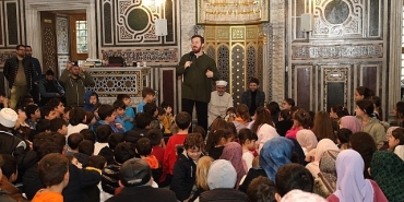 sertac-abi-cocuklara-oyun-dunyasini-anlatacak.jpg
