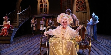 tartuffe-denizlide-seyirciyle-bulustu.jpg