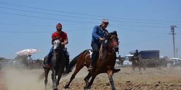 torbalida-rahvan-at-yarisi-heyecani-yasanacak.jpg