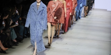 unlu-modaci-emre-erdemoglu-ilk-kadin-koleksiyonu-barlas-ile-baku-fashion-weekte-sahne-aliyor.jpg