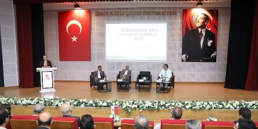 yilin-vakfi-ile-aile-paneli.jpg