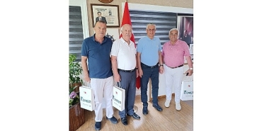 zonguldak-kiz-ilkogretmen-okulu-mezunlarindan-baskan-topalogluna-ziyaret.jpg