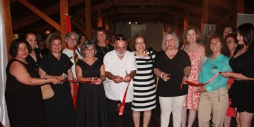 antik-cagin-izlerini-camla-bulusturan-sergi-selcuk-efes-kent-belleginde.jpg