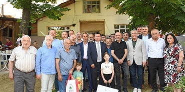 baskan-aydin-ivazpasa-sakinleriyle-bulustu.jpg