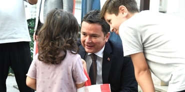 baskan-aydin-kemercesme-mahalle-sakinleriyle-kahvaltida-bulustu.jpg