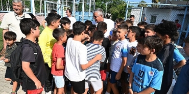 baskan-topaloglundan-futbolculara-mangal.jpg