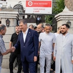 baskan-tugay-vatandaslarla-bayramlasti.jpg