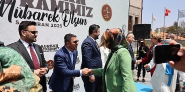 belediye-baskani-rasim-ari-bayramlasma-torenine-katildi.jpg