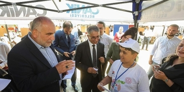 canikin-teknoloji-yildizlari-hayran-birakti.jpg
