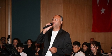 dev-orkestradan-bir-nota-bir-umut-konseri.jpg