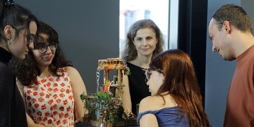geri-donusumden-sanata-diorama-sergisi.jpg