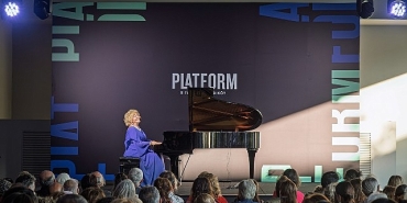 gulsin-onaydan-terminal-kadikoyde-buyuleyici-bir-chopin-gecesi.jpg