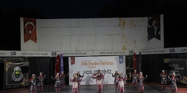 inegolde-halk-danslari-gecesi-ile-yaz-etkinlikleri-basladi.jpg