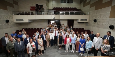 karsiyakada-vatandas-bulusmalari-devam-ediyor.jpg
