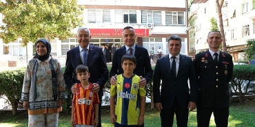 kemalpasa-belediyesinde-kurban-bayrami-bayramlasmasi.jpg