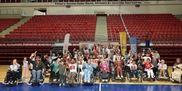 konya-buyuksehir-engelli-bireyler-icin-turkiyede-ilk-kez-para-lazer-yarismasi-duzenledi.jpg