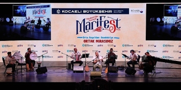 marifestte-turklugun-ezgileri-canlandi.jpg