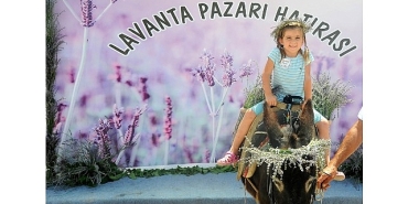 mis-gibi-senlik-seferihisarda-lavanta-buyusu-basliyor.jpg