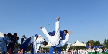 osmangazi-belediyesinden-genclik-ve-spor-senligi.jpg