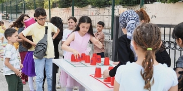 osmangazide-ogrenciler-icin-atolye-pazari-kuruldu.jpg
