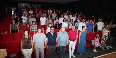 rota-isik-cocuk-evinden-yil-sonu-gosterisi.jpg