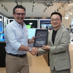 samsung-mediamarktin-teknoloji-deneyim-magazasi-tech-arenada-butik-magaza-acti.jpg