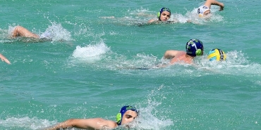spor-ve-eglenceyi-birlestiren-sutopu-festivali-basladi.jpg