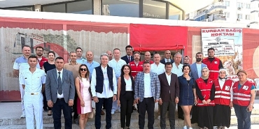 turk-kizilay-bayrakli-subesinden-anlamli-kahvalti-bulusmasi.jpg