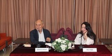 usta-yazar-gunduz-vassaf-okurlariyla-bulustu.jpg