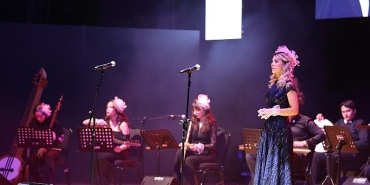 zeki-muren-sarkilari-konseri.jpg