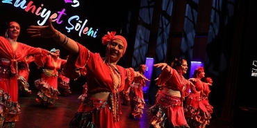 zeytinburnu-kultur-sanatta-mezuniyet-heyecani.jpg