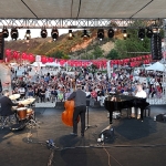 zeytinin-evi-festivalin-sahnesi-oldu.jpg