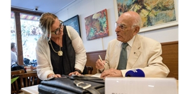 baskan-tugay-prof-dr-rusen-kelesin-imza-gunune-katildi.jpg