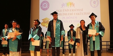 ege-universitesi-spor-bilimleri-fakultesi-mezunlarini-coskuyla-ugurladi.jpg