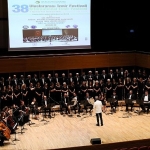 eu-klasik-turk-muzigi-korosundan-izmir-festivalinde-unutulmaz-performans.jpg
