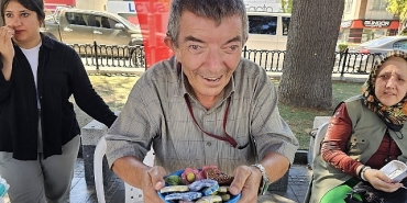 golcuk-anitparkta-engelleri-asan-sergi.jpg
