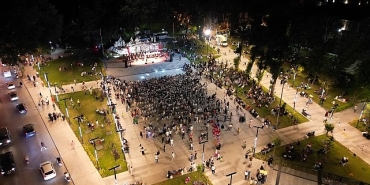 inegol-belediyesi-tsm-korosundan-kulaklarin-pasini-silen-konser.jpg