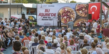 karsiyakada-anlamli-bulusma-asure-kazani-dostluk-ve-baris-icin-karildi.jpg