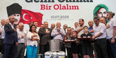 keciorende-kerbela-sehitleri-anildi-asure-ve-lokmalar-paylasildi.jpg