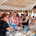 konakta-yaz-okulu-denizde-final-yapti.jpg