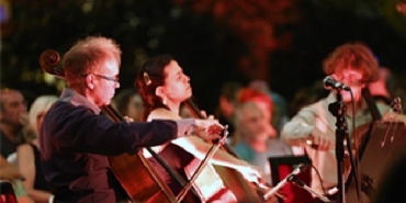 mav-cello-ensemble-zeytin-altinda-yaz-esintisi-yasatti.jpg