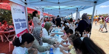 sahilde-senlik-denizde-yaris.jpg