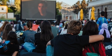 sinema-aksamlari-artistanbul-feshanede-devam-ediyor.jpg