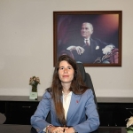 cumhuriyetin-102-yilinda-kadin-liderler-cesmede-bulusacak.jpg