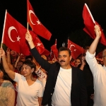dikilide-30-agustos-zafer-bayrami-coskusu.jpg
