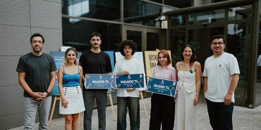 dikkat-fikir-cikabilir-afis-tasarim-yarismasinda-dereceler-belli-oldu.jpg