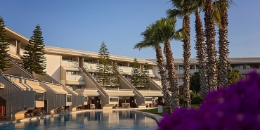 zamanin-yavas-aktigi-bir-cennet-hilton-dalaman-sarigerme-resort-spa.jpg
