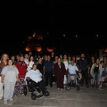 efes-selcuk-belediyesinden-engelsiz-bireylere-efeste-gece-yolculugu.jpg